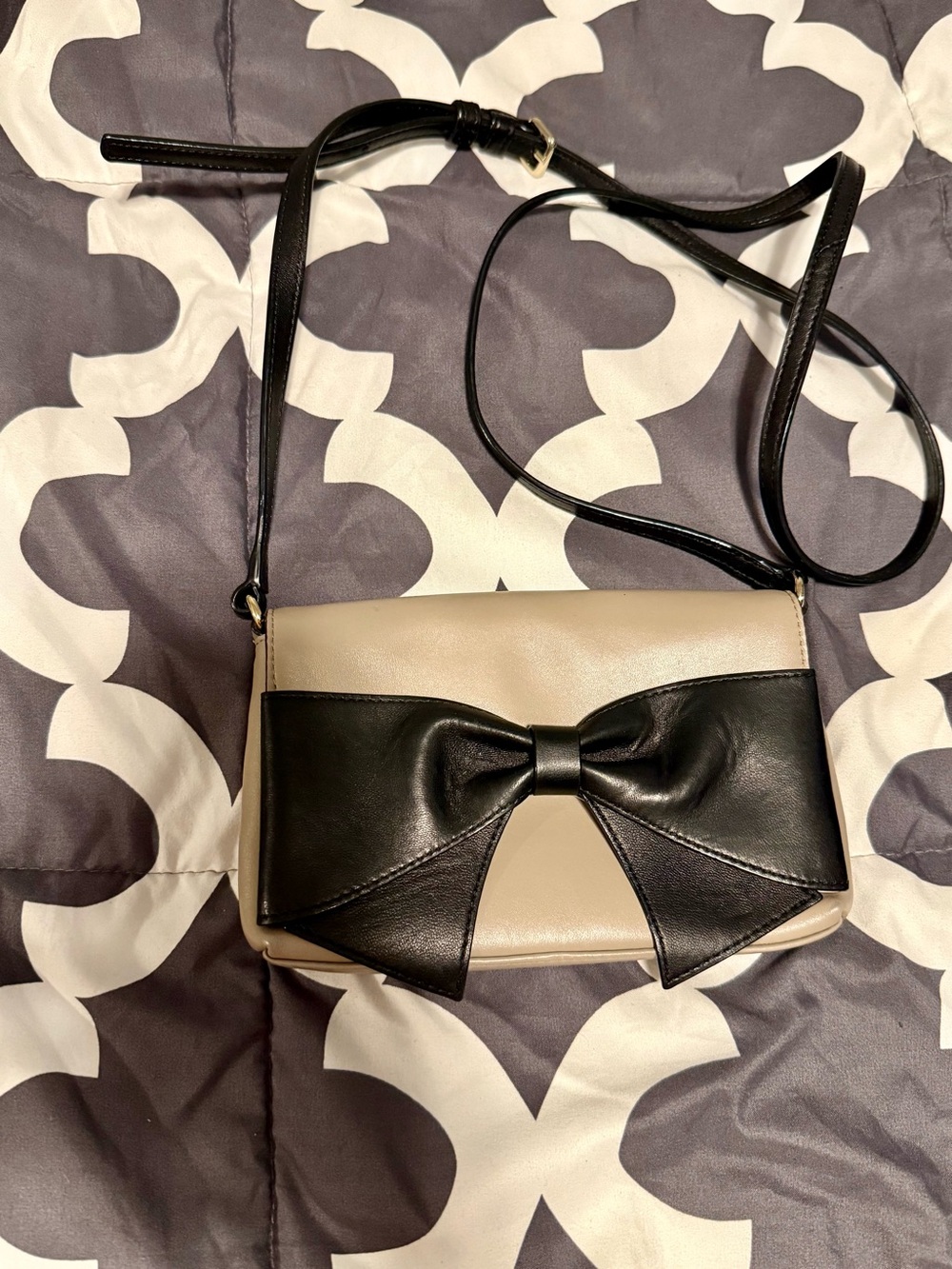 kate spade Beige and Black Montrose Avenue Aster Crossbody Bag